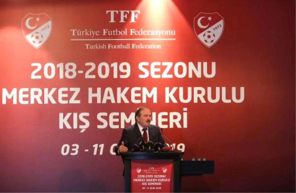 Yerlikaya: "Cumhurbaşkanımız An Be An Elinde Cep Telefonu ile Maçları İzliyor"