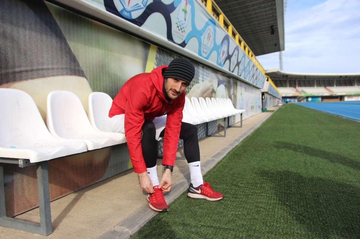 23 Yaşında Görme Kaybına Uğrayan Hakan\'ın Atletizmde Başarı Dolu Hikayesi