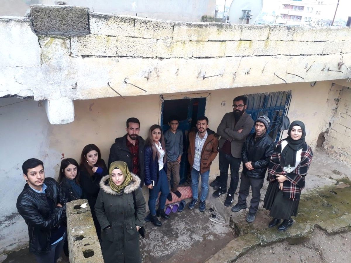 Ahbap, Aksu Ailesine Sahip Çıktı