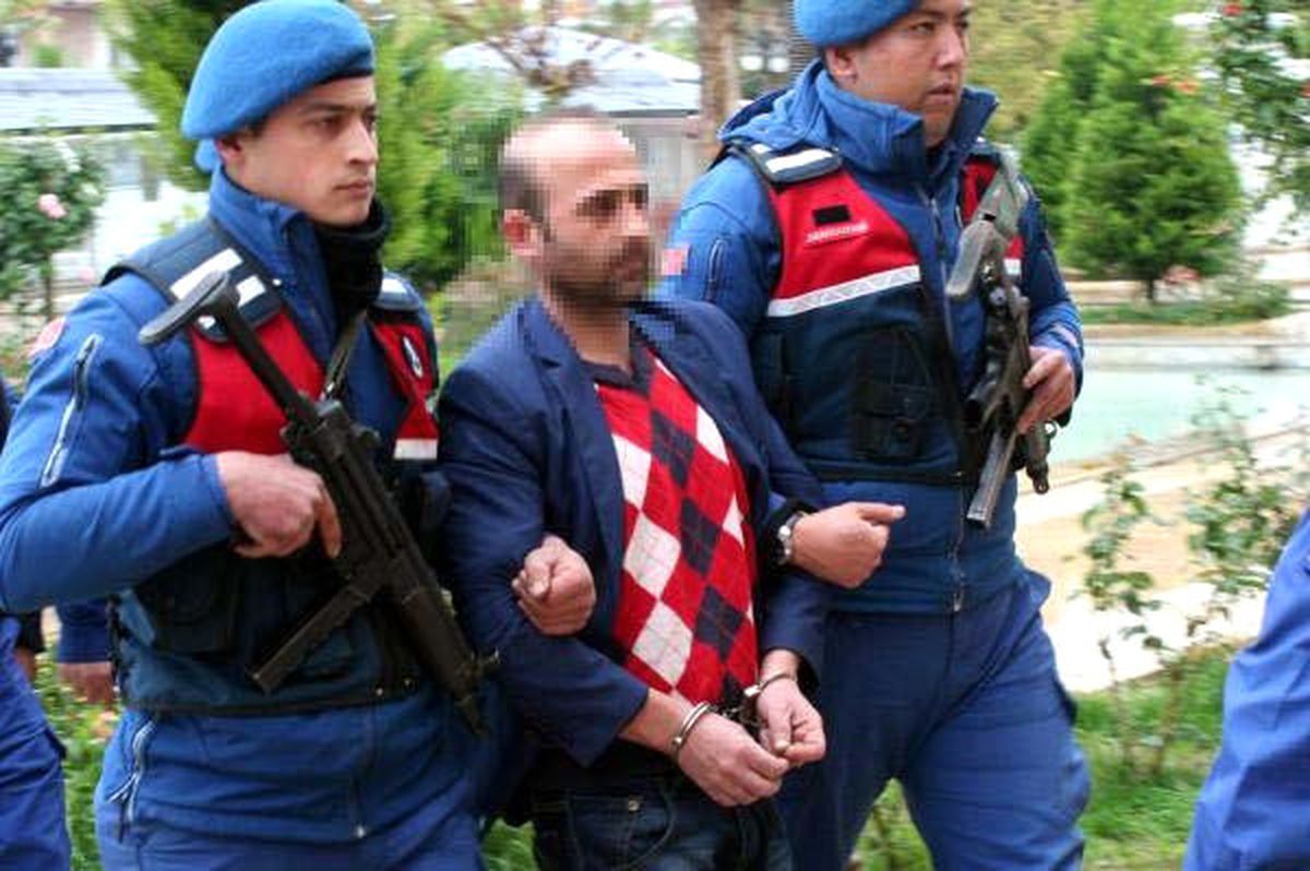 Anne ve Babasını Öldüren Zanlı: Beni Aşağılıyorlardı (2)