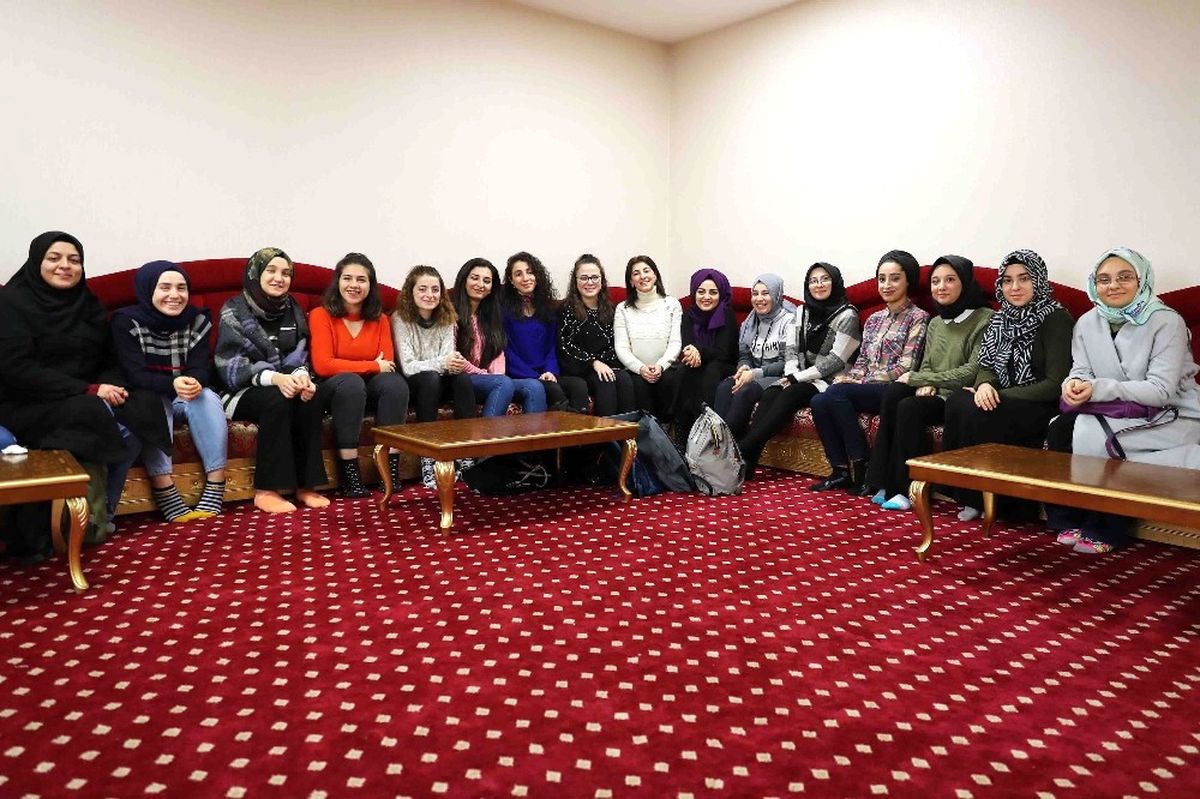Bağcılar\'da "İstanbul Hanımefendisi Olmak" Semineri