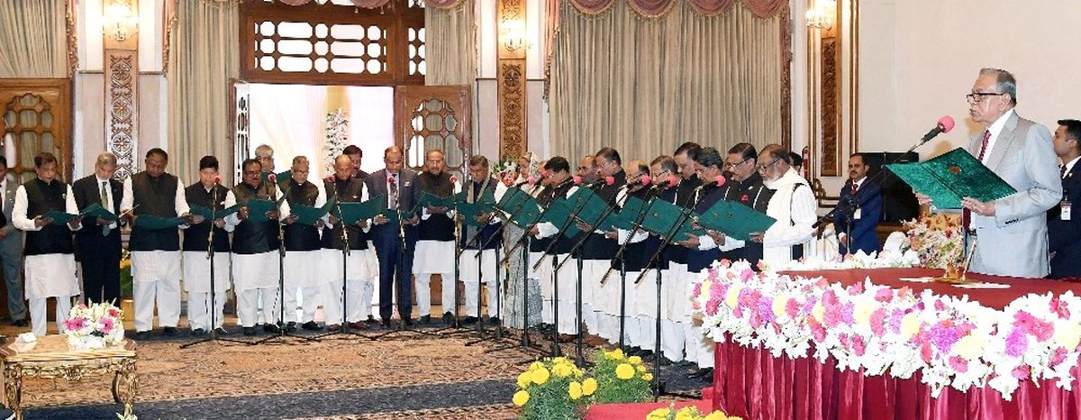 Bangladeş\'te Yeni Hükumet Göreve Başladı