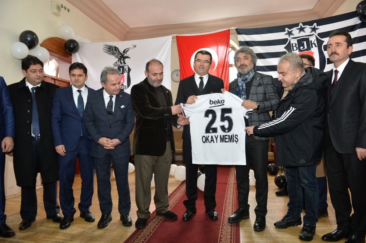 Beşiktaş\'tan Erzurum\'daki Öğrencilere 800 Forma