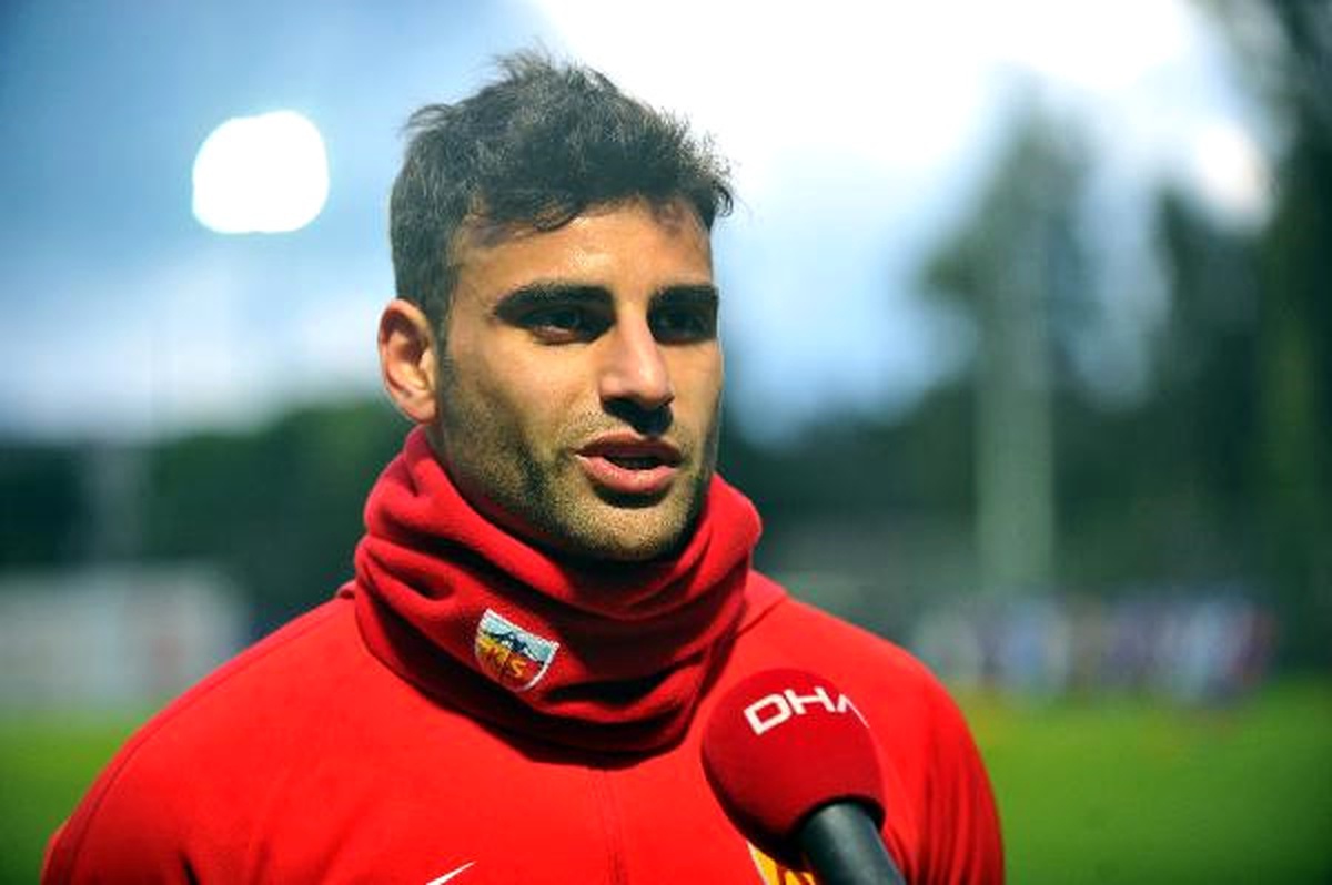 Deniz Türüç: "Avrupa\'ya En Kısa Yol Kupa Ama Önceliğimiz Lig"