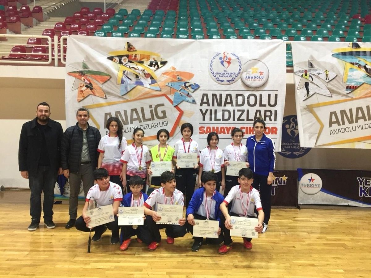 Diyarbakır\'da Badminton Grup Müsabakaları Tamamlandı