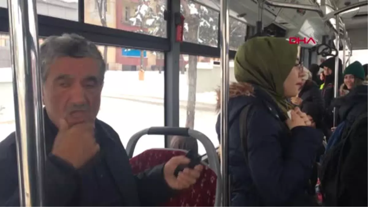 Erzurum Emekli Eğitimciden Otobüste Stand-Up Şov