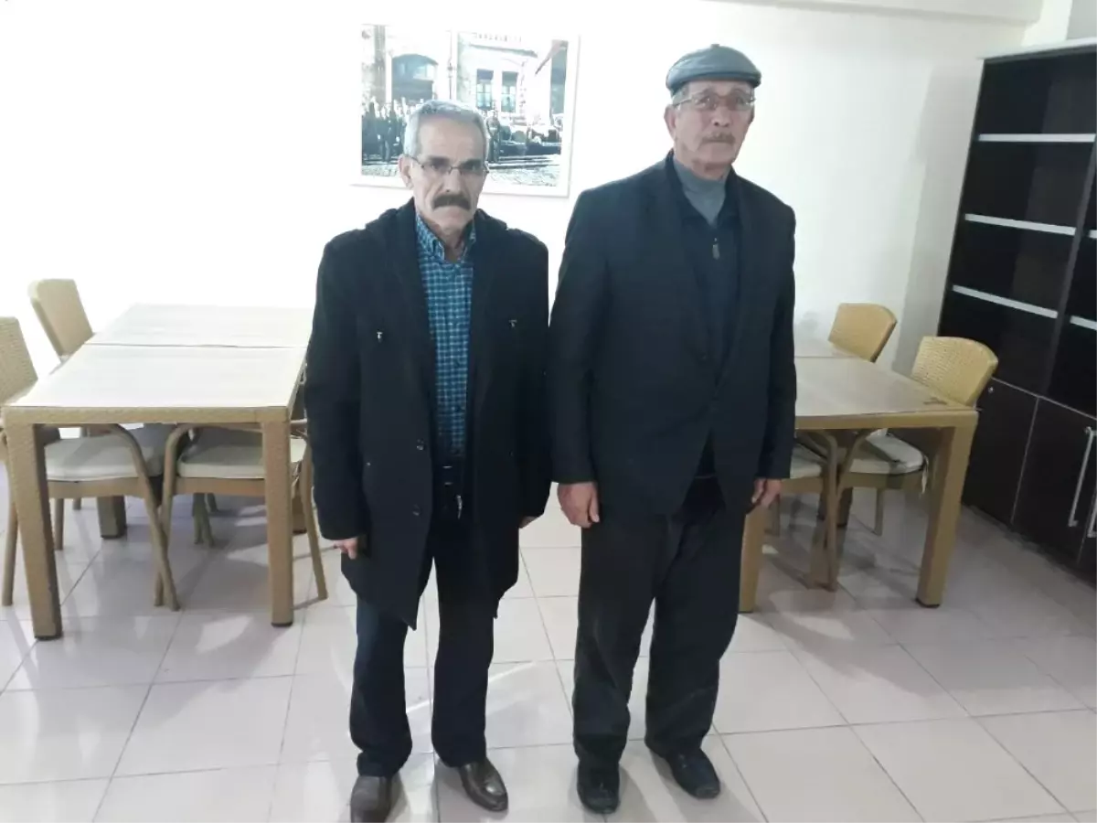 İki Acılı Baba Bir Araya Geldi