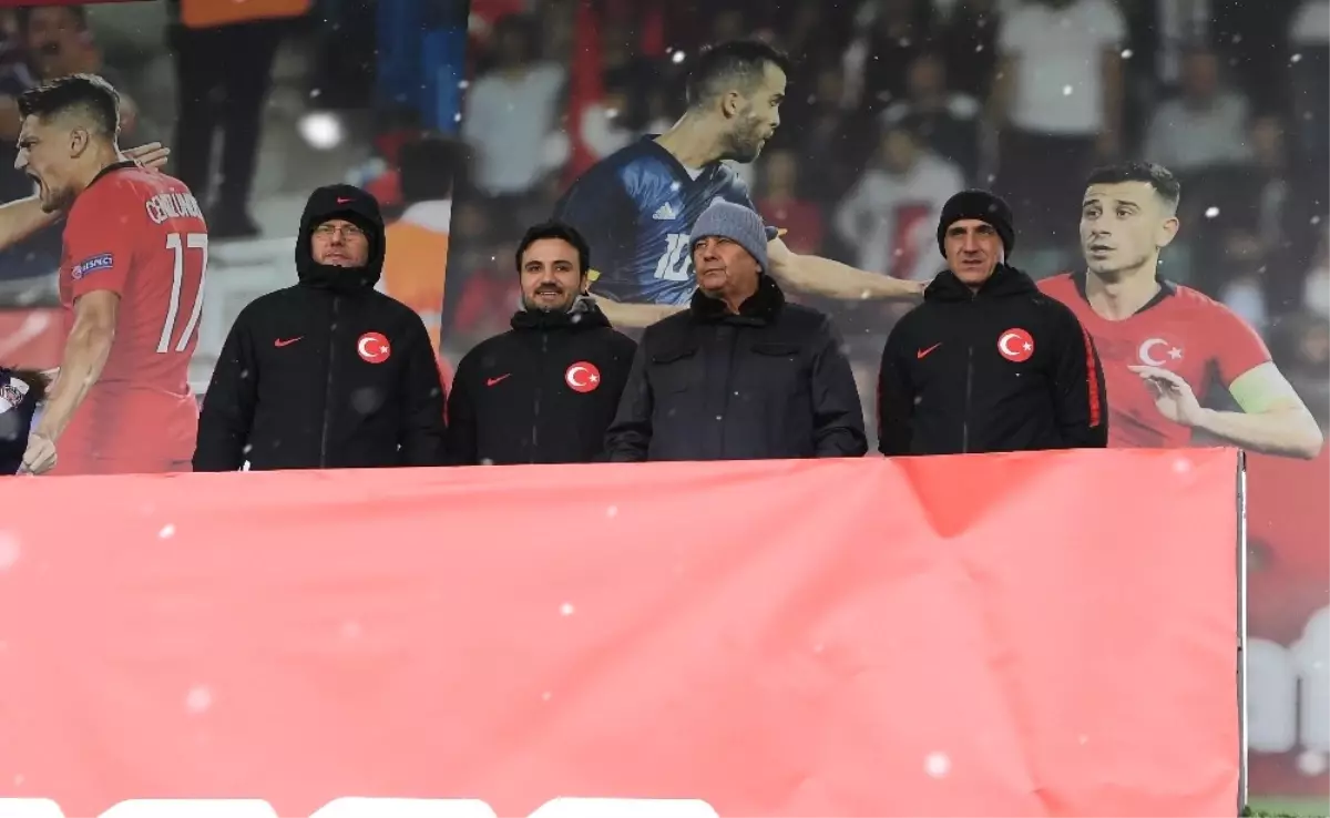 Lucescu, Tff 2. Lig Karmaları Maçını İzledi