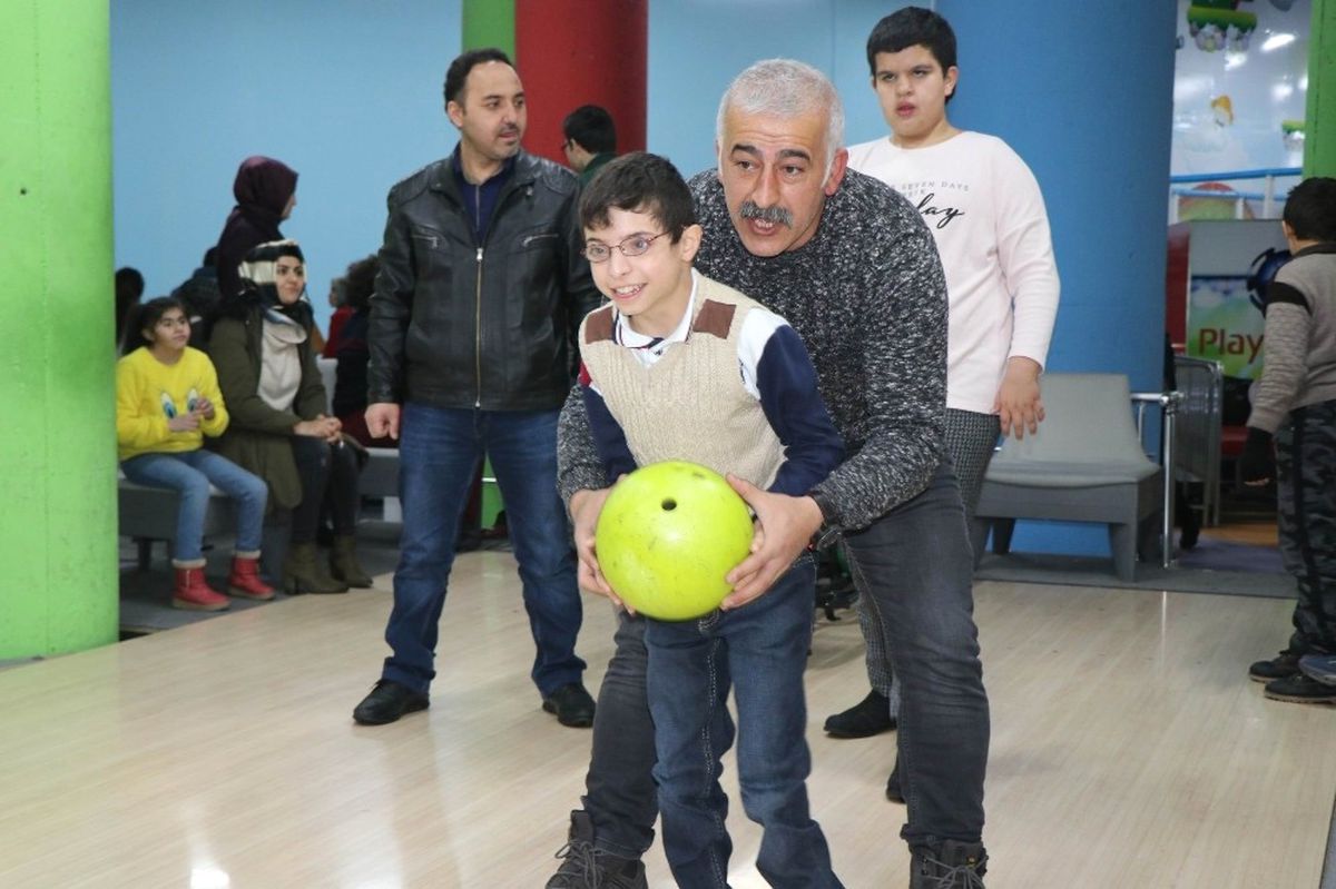 Özel Çocuklar İlk Kez Bowling Oynadı