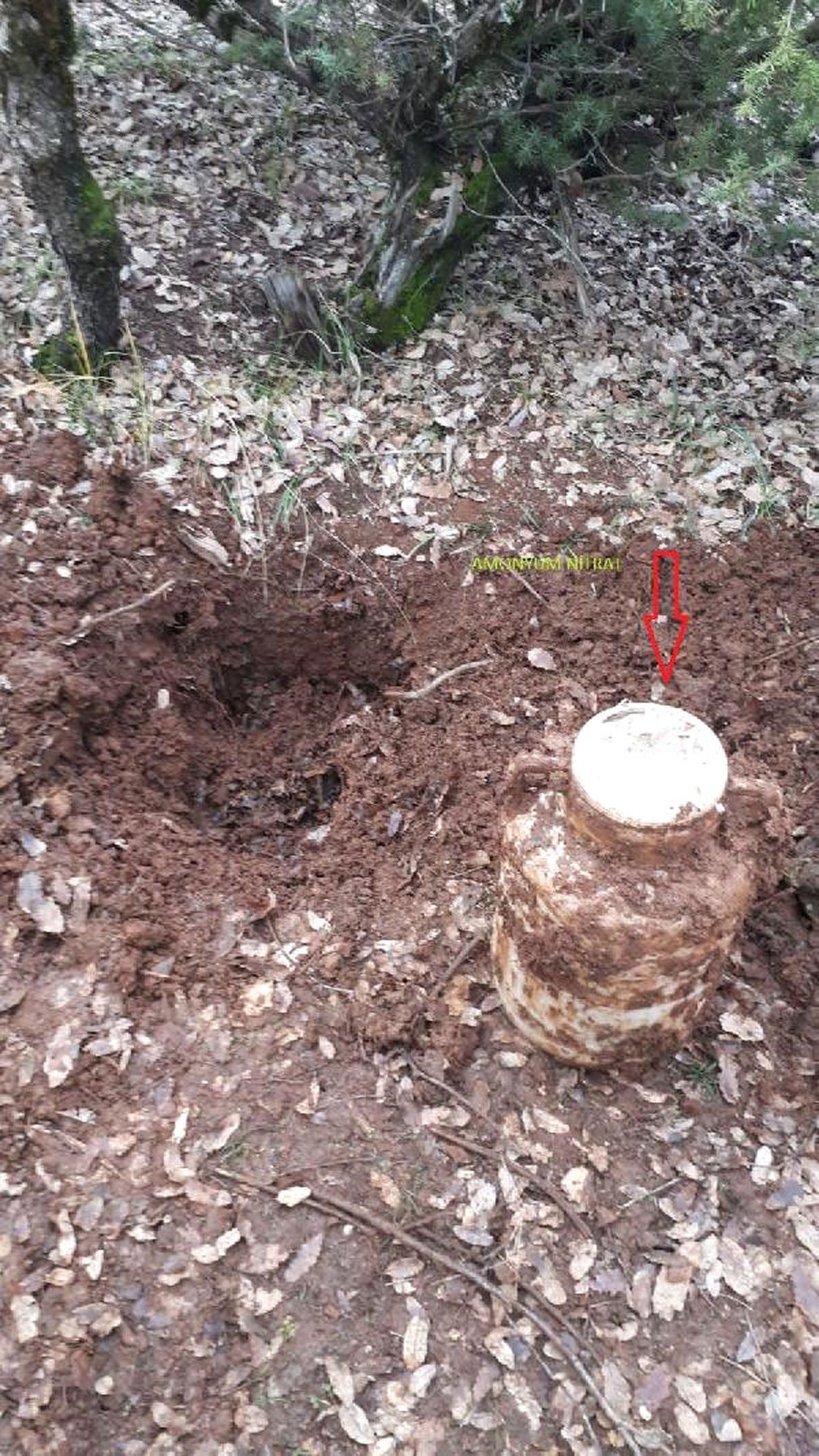Siirt\'te 15 Kilo Amonyum Nitrat Ele Geçirildi