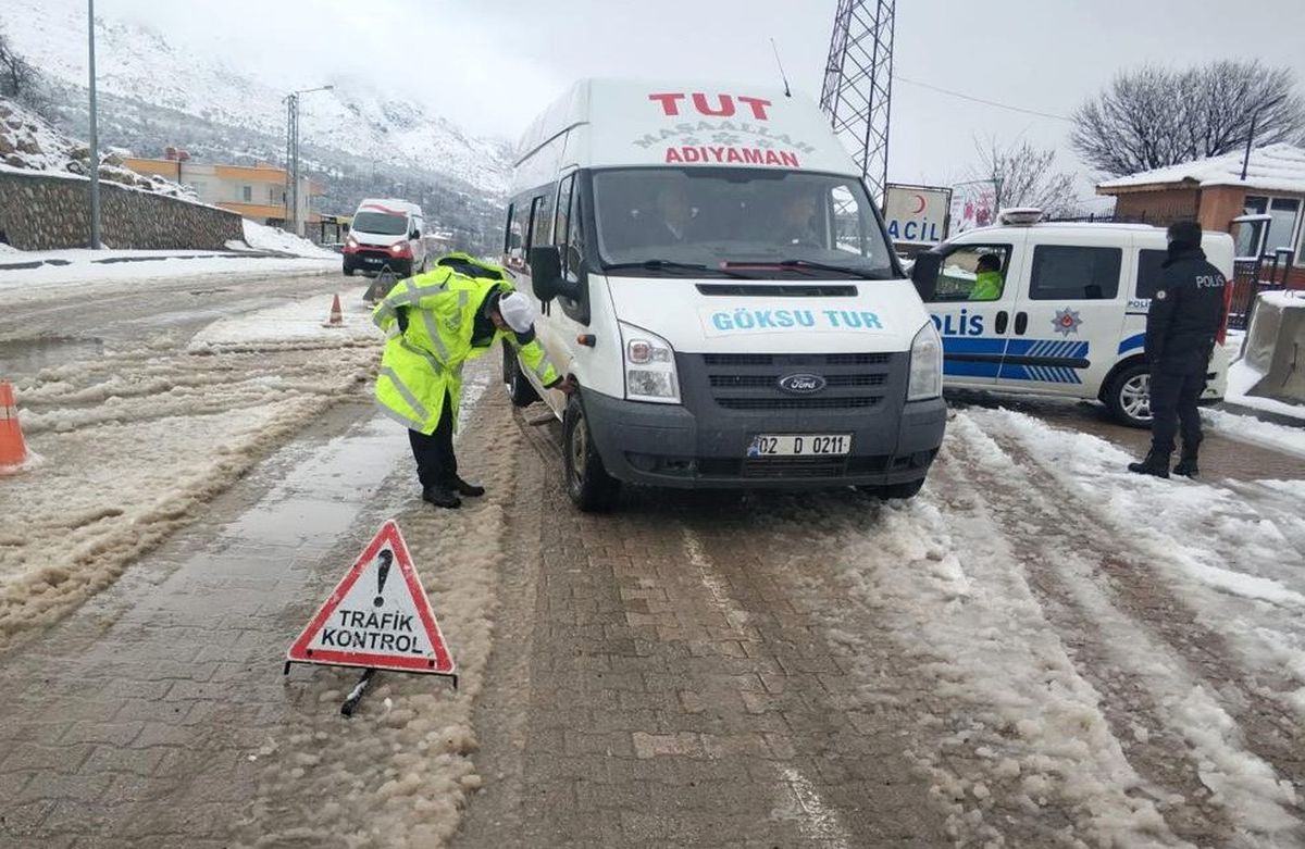 Tut İlçe Emniyeti Sürücülerin İçini Isıtıyor