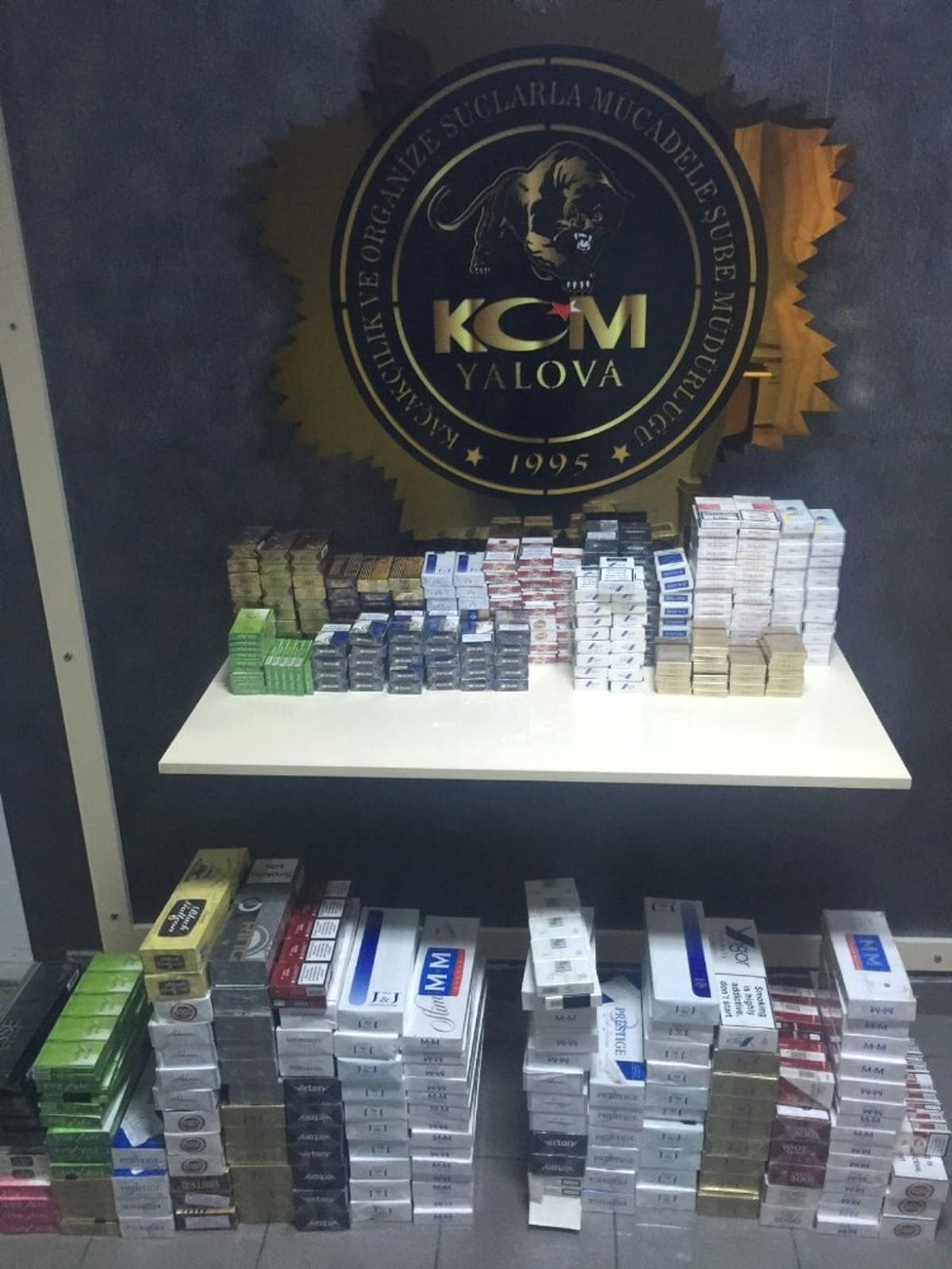 Yalova\'da Kaçak Sigara Operasyonu