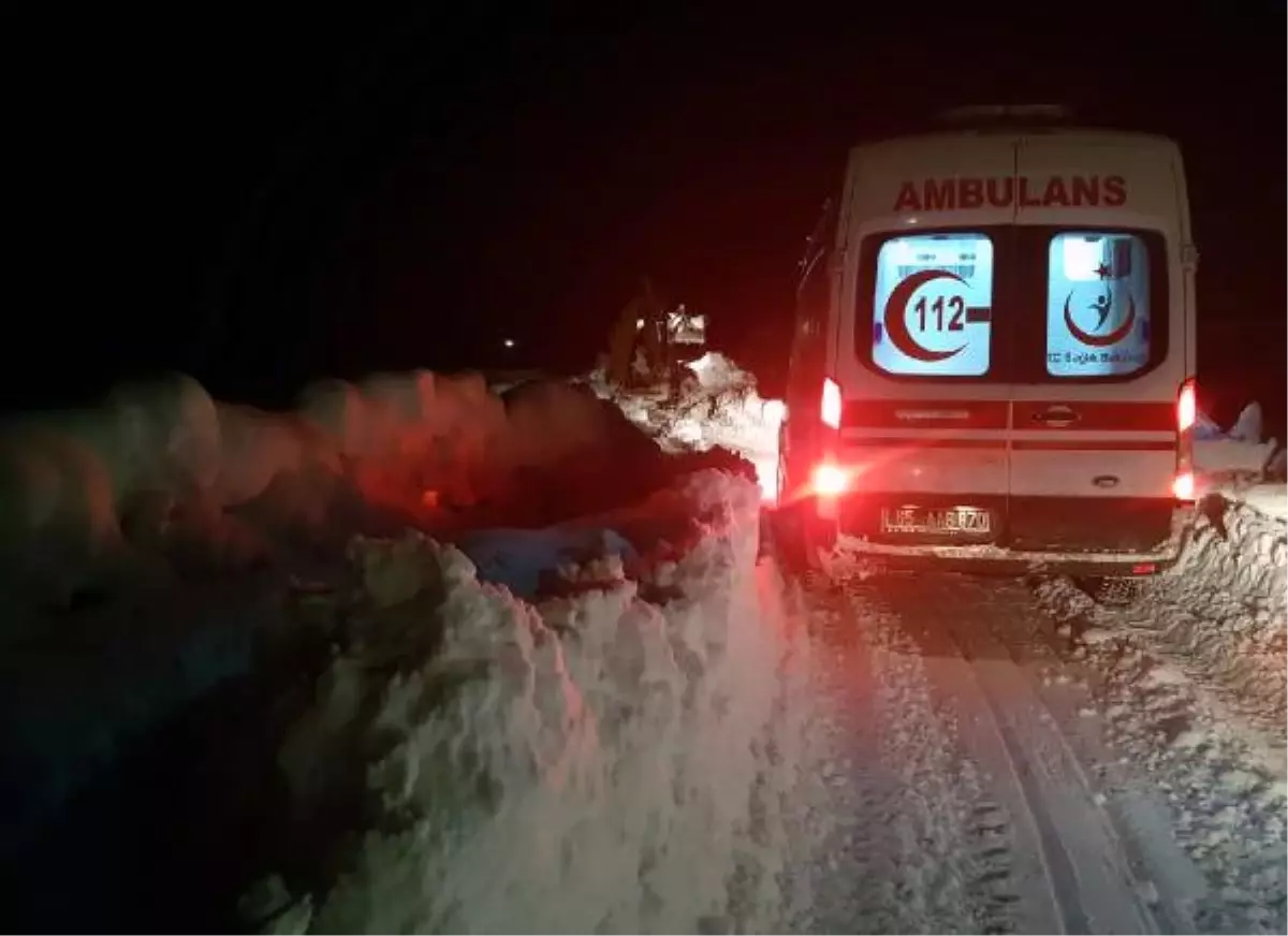 7 Saatte Yol Açıldı, Hamile Kadın Hastaneye Ulaştırıldı