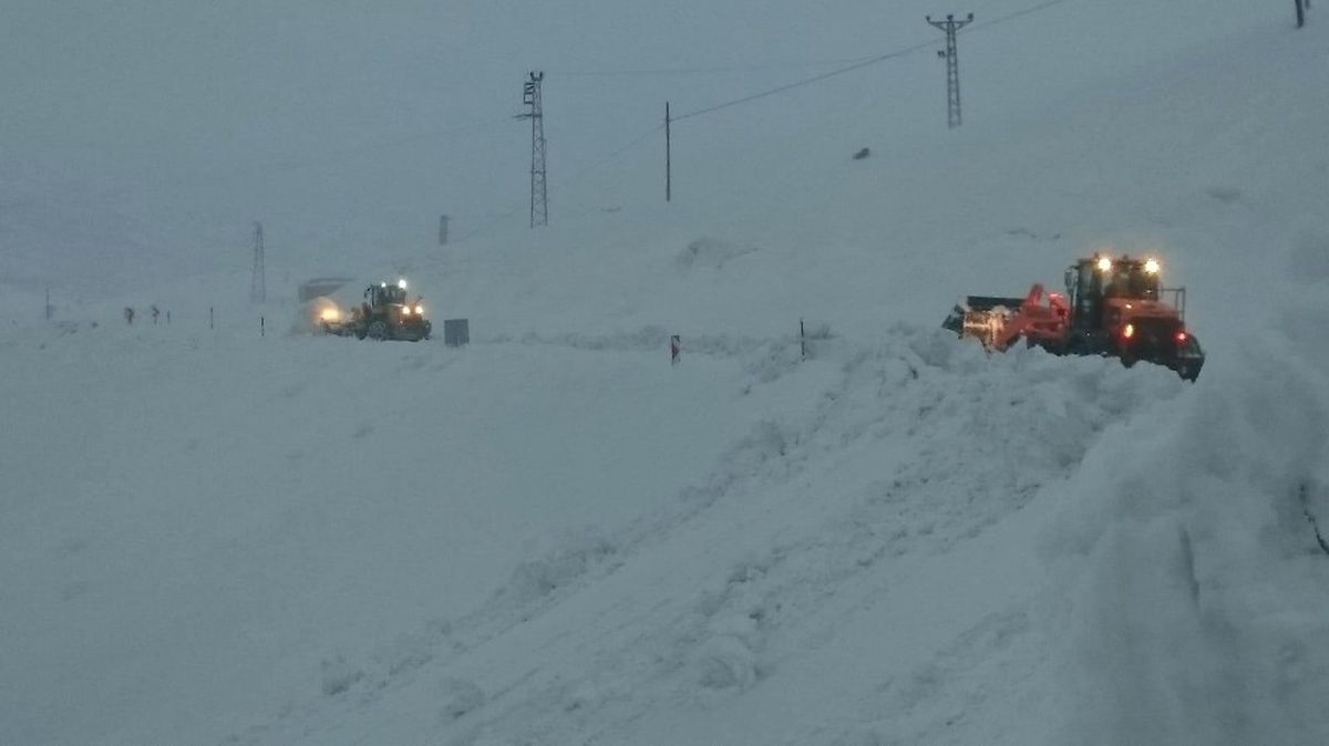 Adıyaman\'da 350 Yerleşim Birimine Ulaşılamıyor