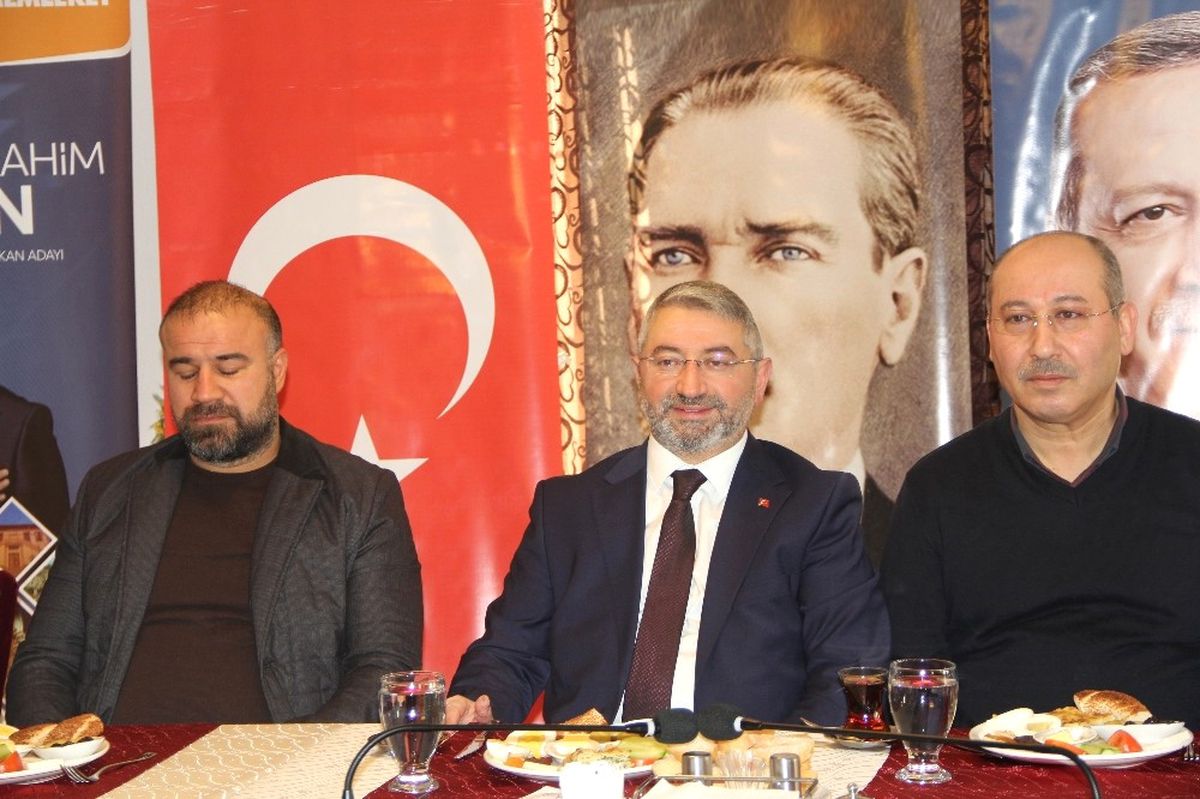 Ak Partili Aşgın, Gazeteciler Günü\'nü Kutladı