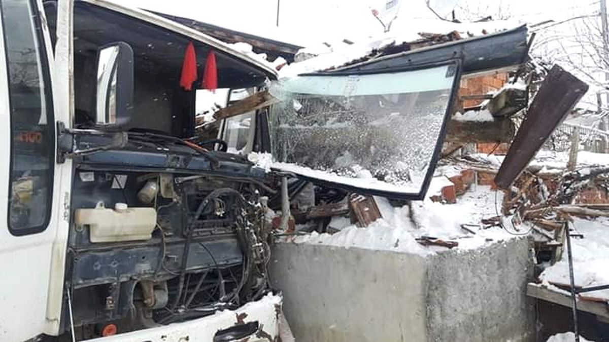 Buzlanma Kazaya Sebep Oldu : 1 Yaralı