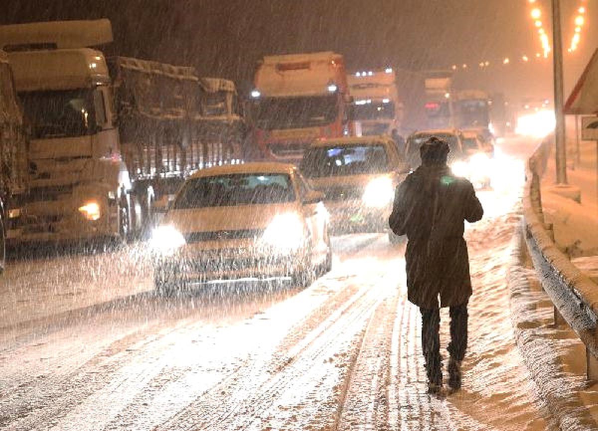 Çorum\'un 11 İlçesinde Eğitime Kar Molası