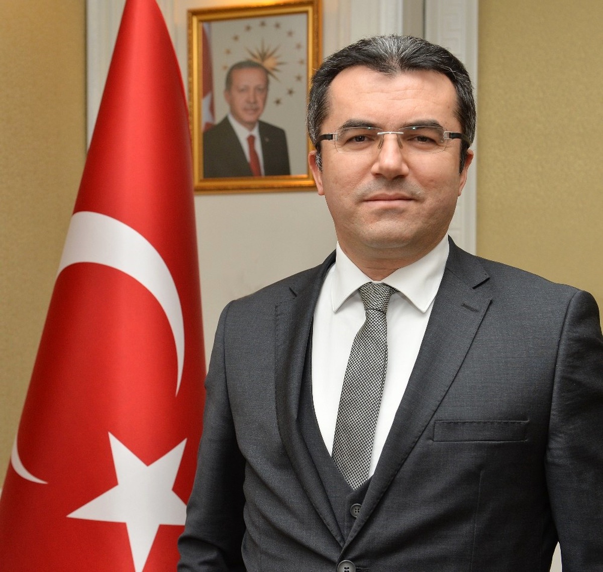 Erzurum Valisi Memiş\'ten 10 Ocak Çalışan Gazeteciler Günü Kutlaması