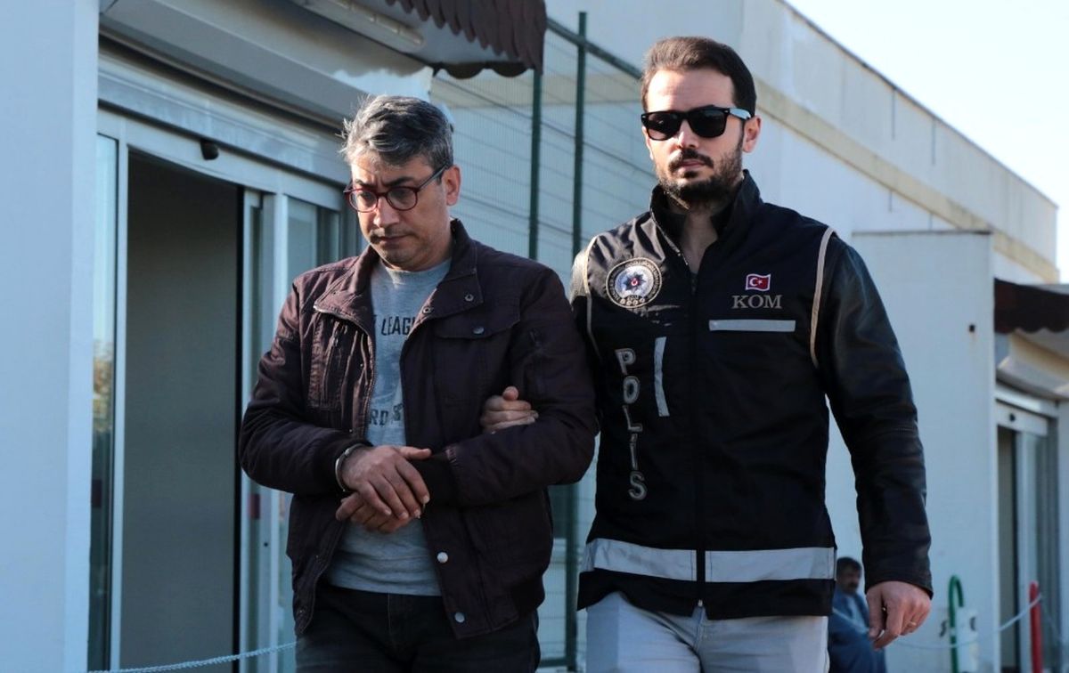 Fetö\'den Gözaltına Alınan İstihbaratçı Binbaşı Adliyeye Sevk Edildi