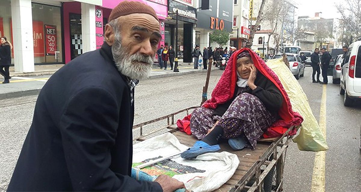 İmmihan Nine ve Hacı Dedeye Bakanlık Sahip Çıktı