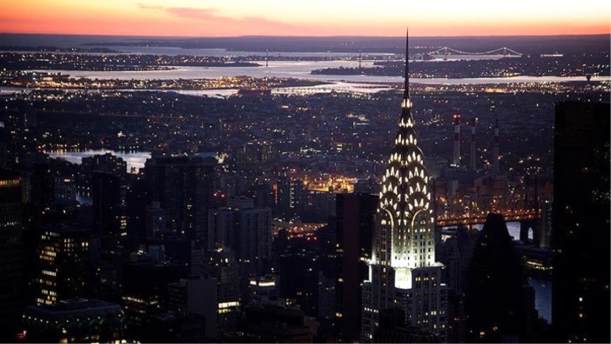 New York\'un en ünlü gökdelenlerinden Chrysler binası satışa çıkarıldı