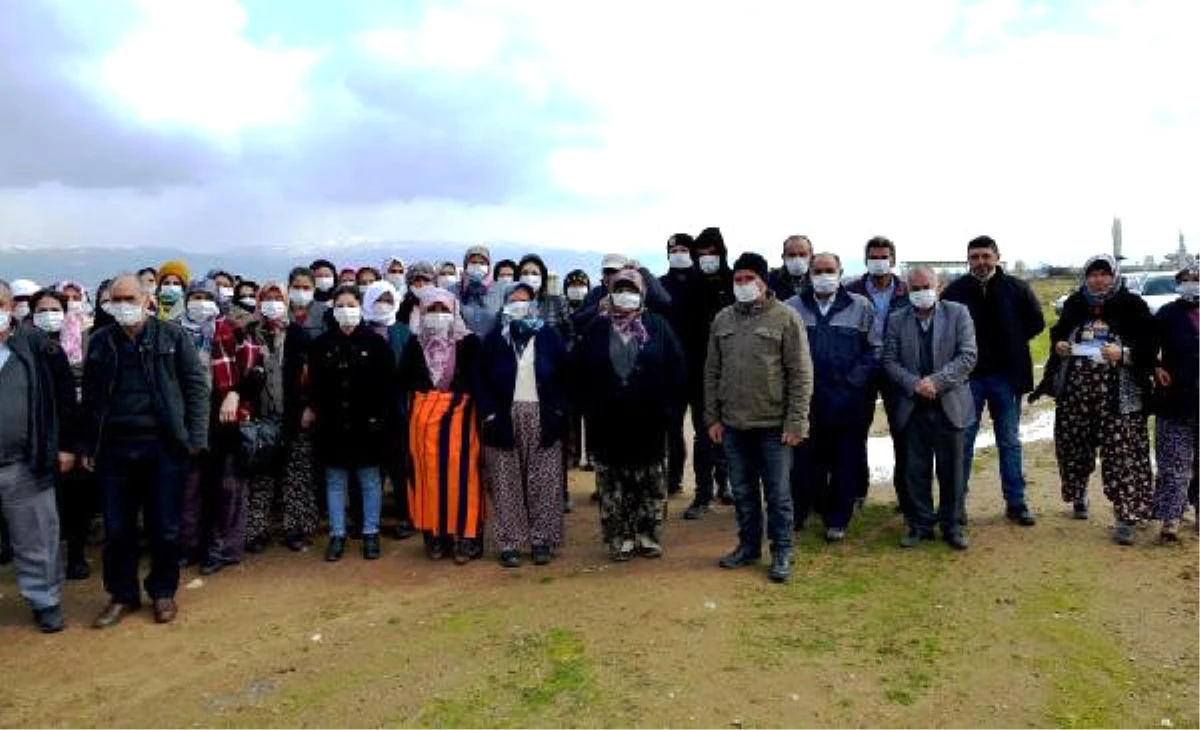 Sarıgöllü Çiftçilere Jeotermal Santralin Doğaya Verdiği Zarar Yerinde Anlatıldı