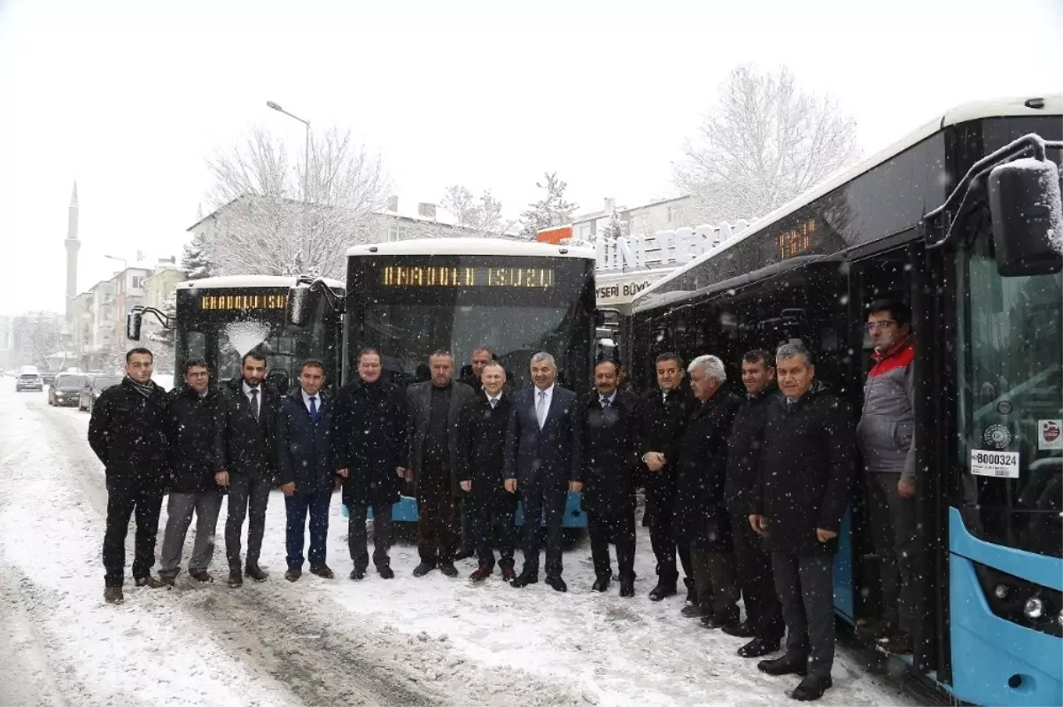 Terminal İçin Yeni Servis Araçları Hizmette