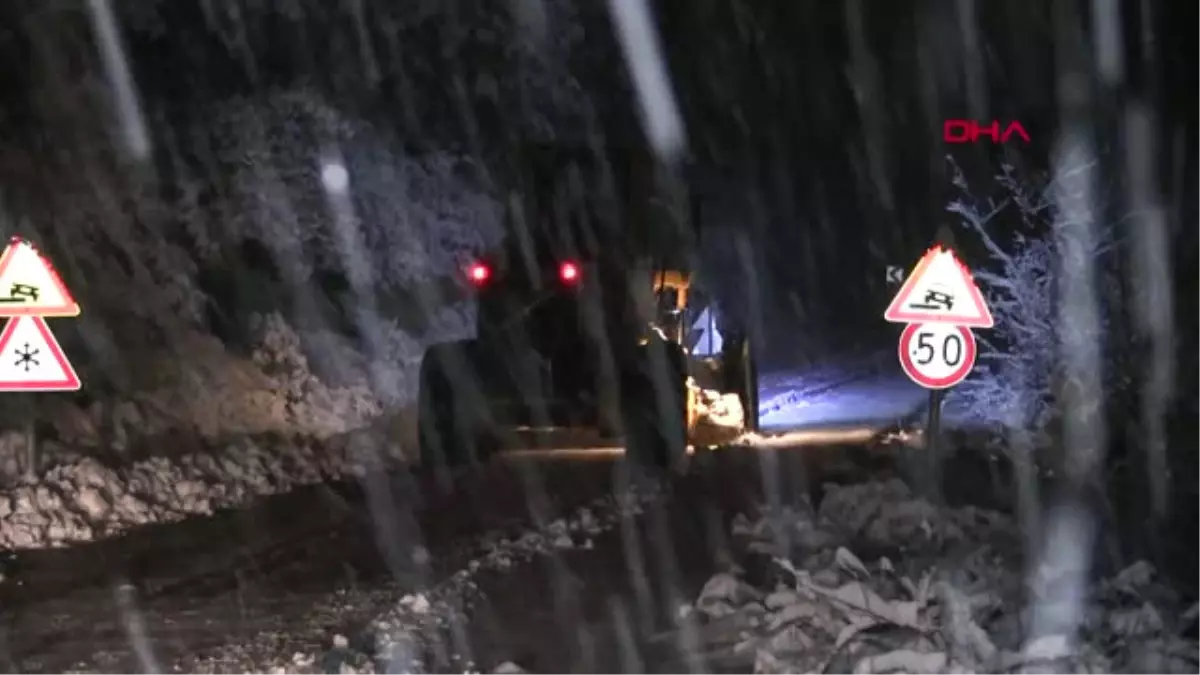 Tokat\'ta Mahsur Kalan Hasta 6 Saatte Hastaneye Ulaştırıldı