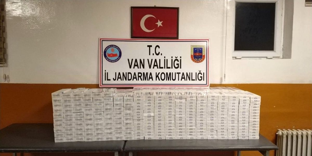 Van\'da 5 Bin 100 Paket Kaçak Sigara Ele Geçirildi