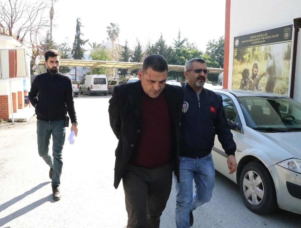 3 Kişinin 1 Milyon 280 Bin Lirasını Dolandıran Cezaevi Firarisi Suçüstü Yakalandı