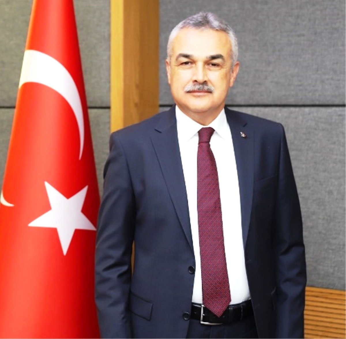 AK Parti\'li Savaş\'ın 10 Ocak Çalışan Gazeteciler Günü Mesajı