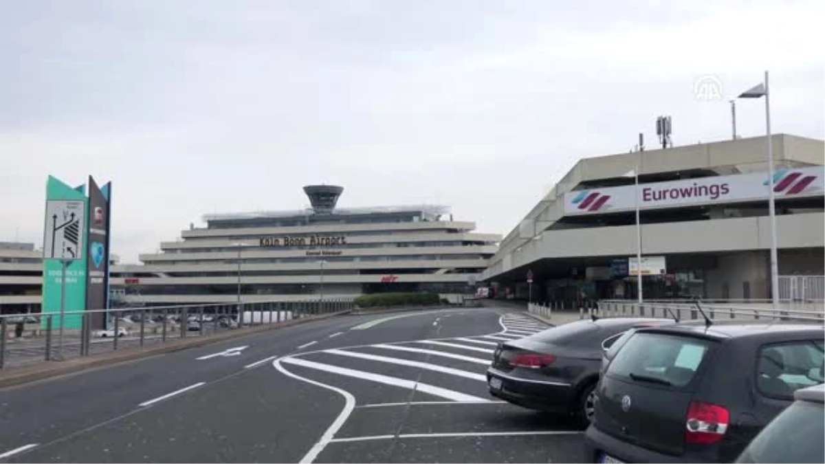 Almanya\'da 3 Havalimanında Uyarı Grevi - Köln