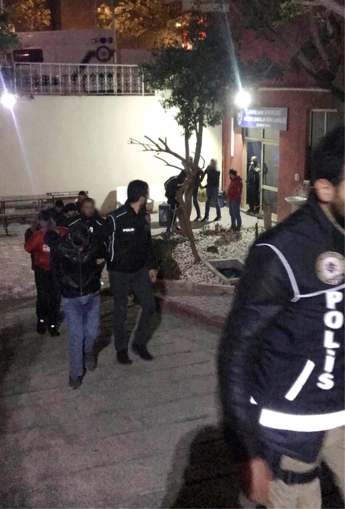 Antalya\'da \'Torbacı\' Operasyonuna 6 Tutuklama