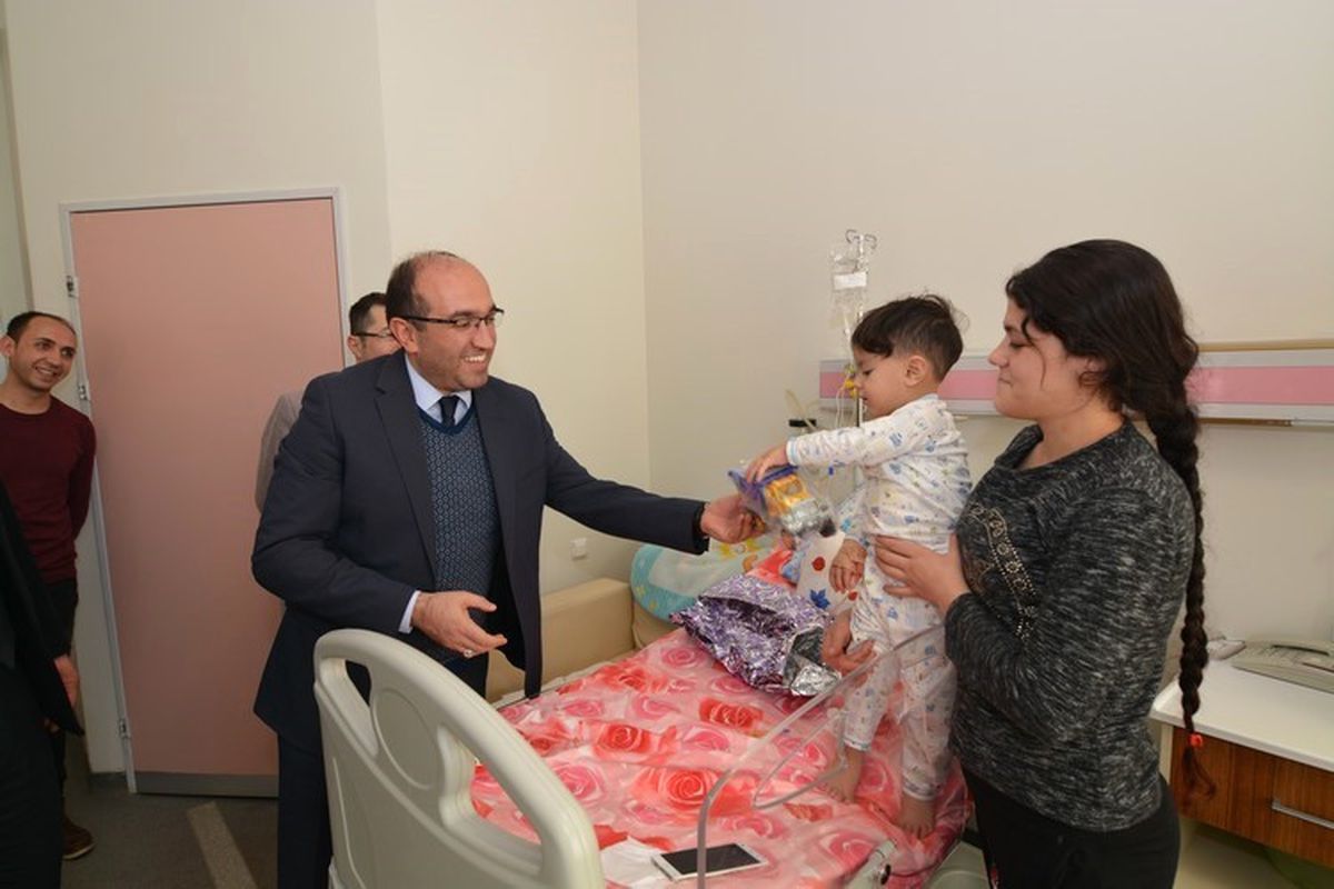Başkan Mustafa Çöl\'den Hastane Ziyareti