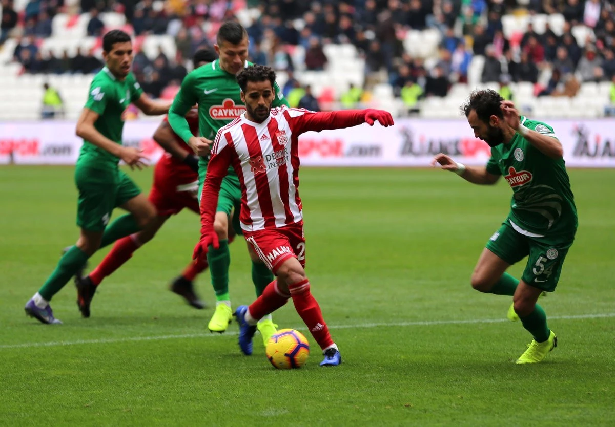 Beşiktaş, DG Sivasspor\'da Forma Giyen Douglas\'ın Peşine Düştü