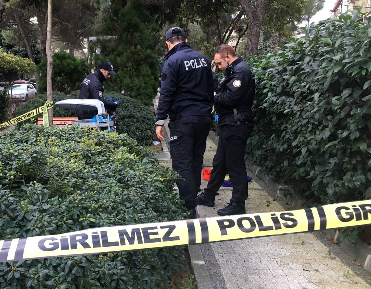 Cezayir Başkonsolosluğu Önünde Şüpheli Çanta Alarmı