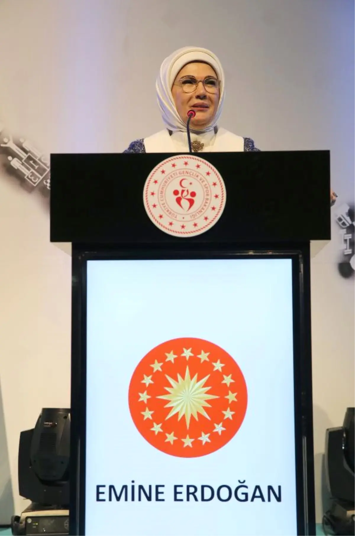 Emine Erdoğan, "Sporla Kal Güvende Kal" Programına Katıldı