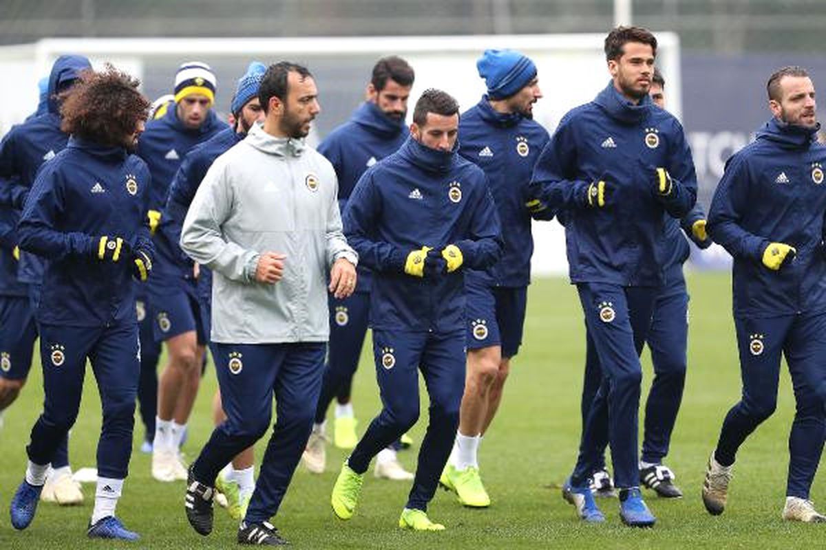 Fenerbahçe Pas ve Hücum-defans Çalıştı