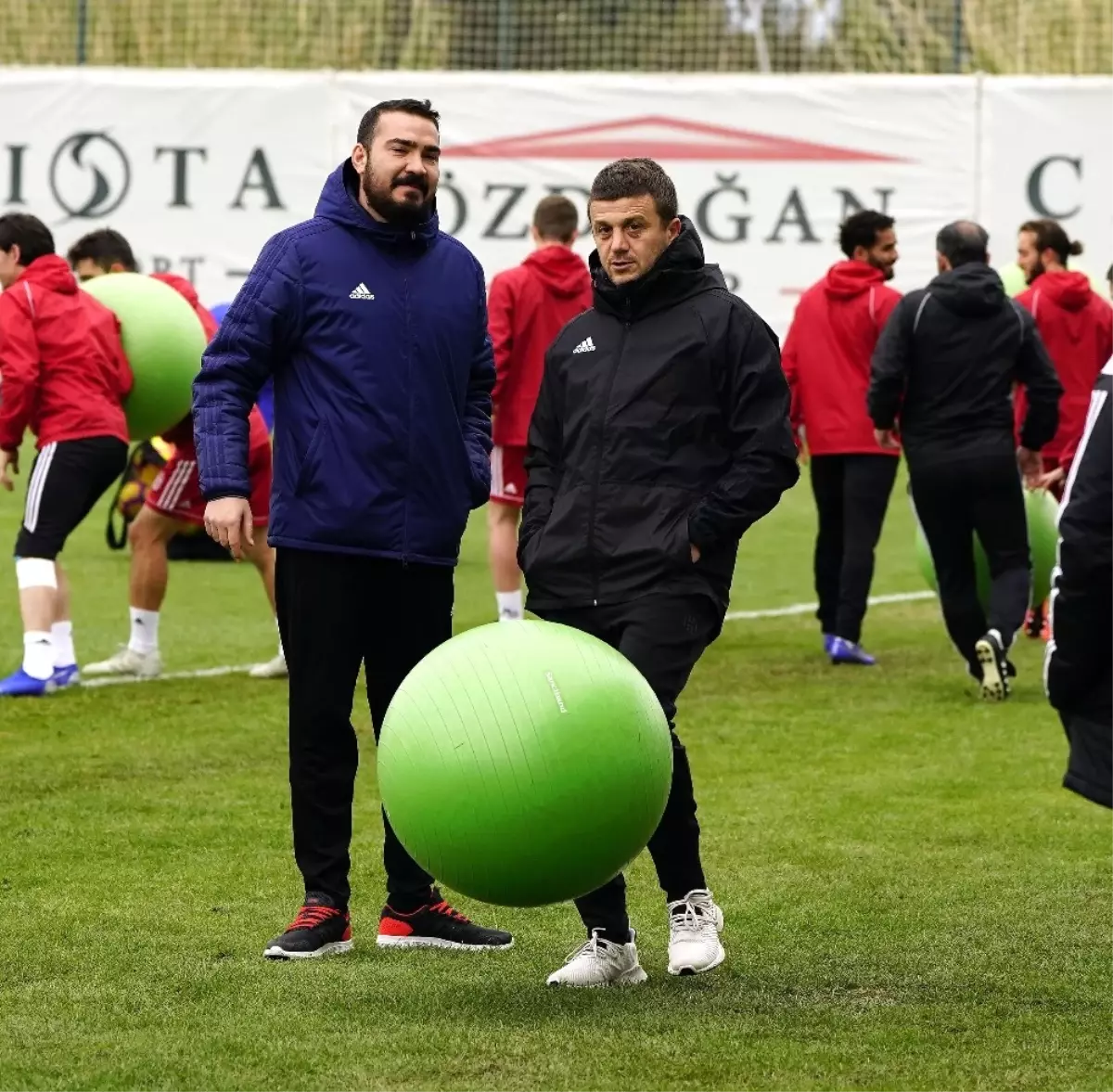 Hakan Keleş: "Zidane Gelirse Yardımcısı Olmayı Kabul Ederim!"