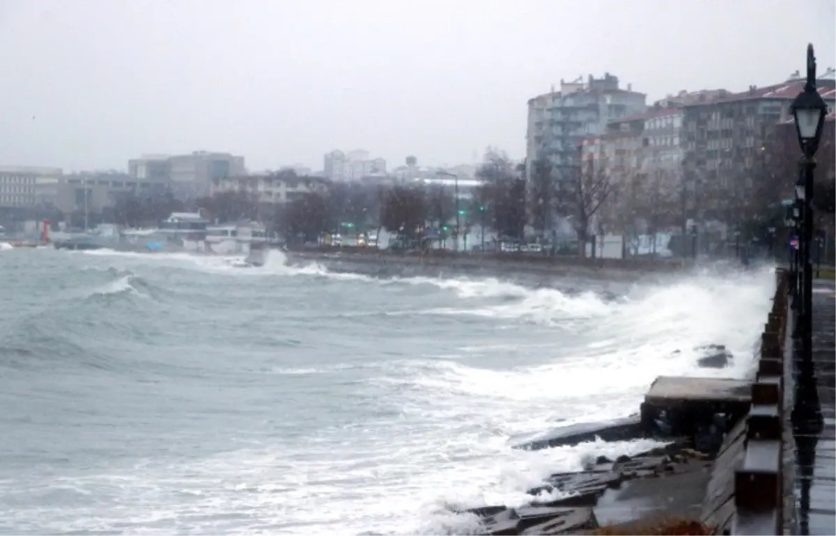 İstanbul-Bursa arasında deniz ulaşımı durdu