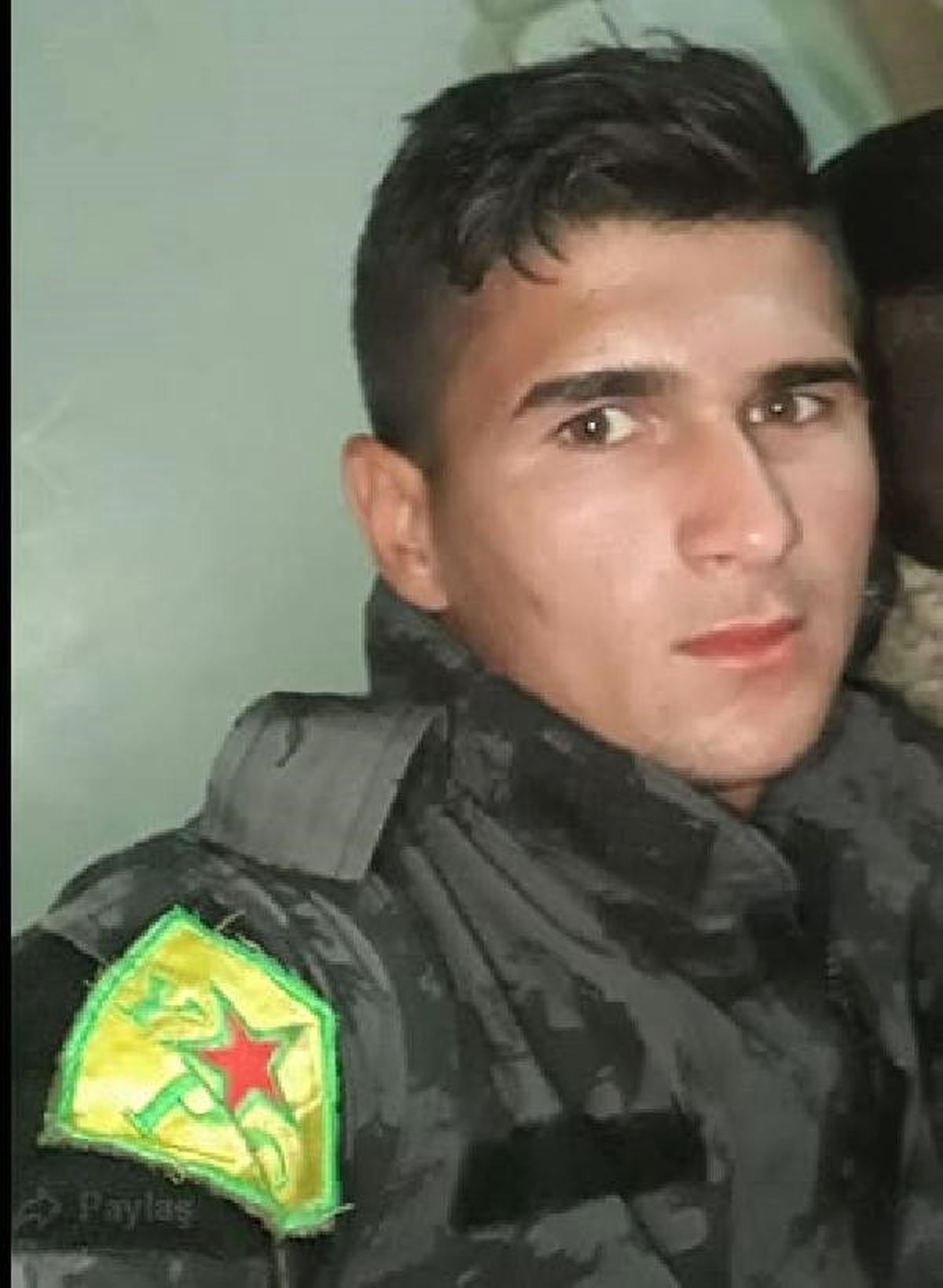 Pyd/ypg\'li Terörist Örgüte Eleman Kazandırmak İsterken Yakalandı