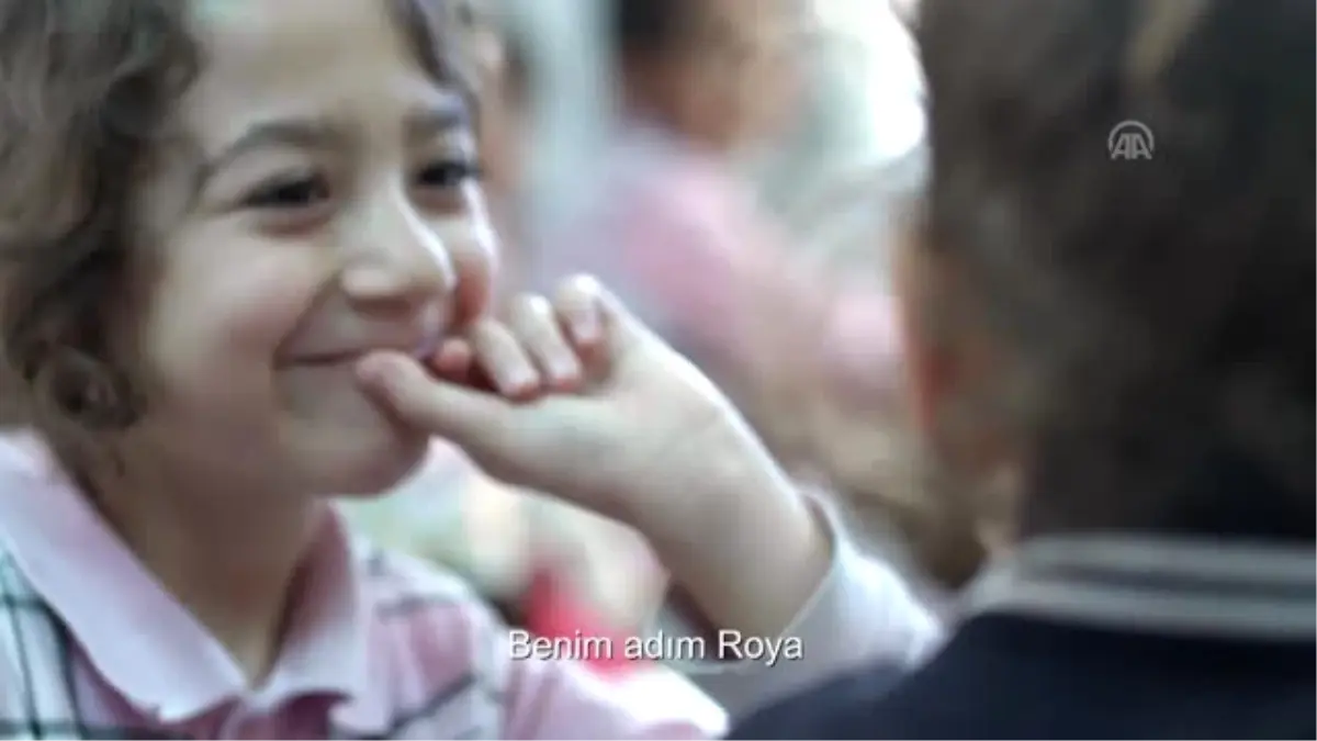 Suriye Uyruklu Roya ile Kardelen\'in Dostluğu Kamu Spotunda