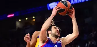 THY Euroleague: Anadolu Efes: 81 - Khimki: 72