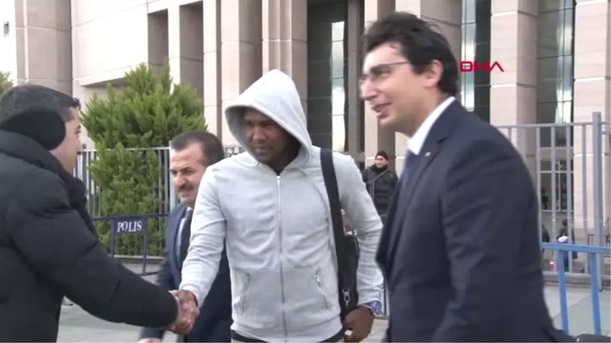 Trabzonsporlu Futbolcu Rodallega\'dan Suç Duyurusu