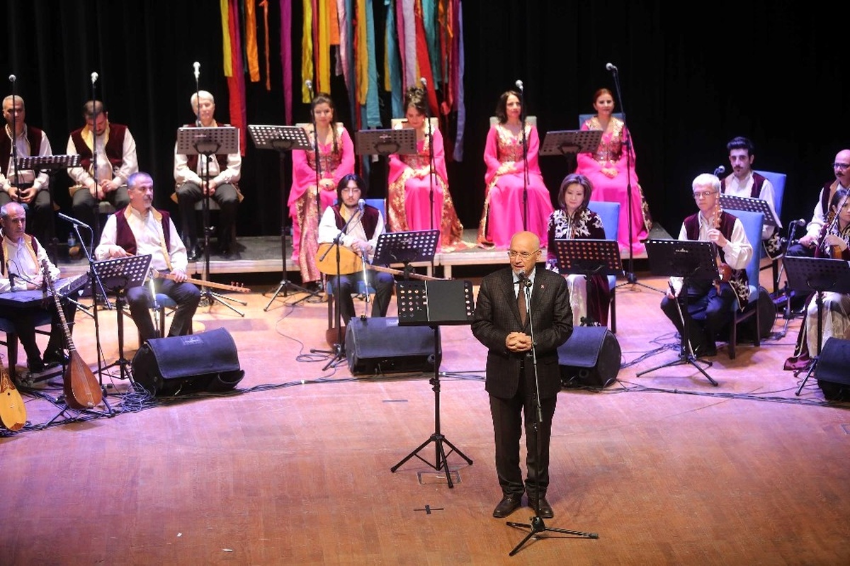 Türk Dünyası Eserleri Nazım\'da Yankılandı