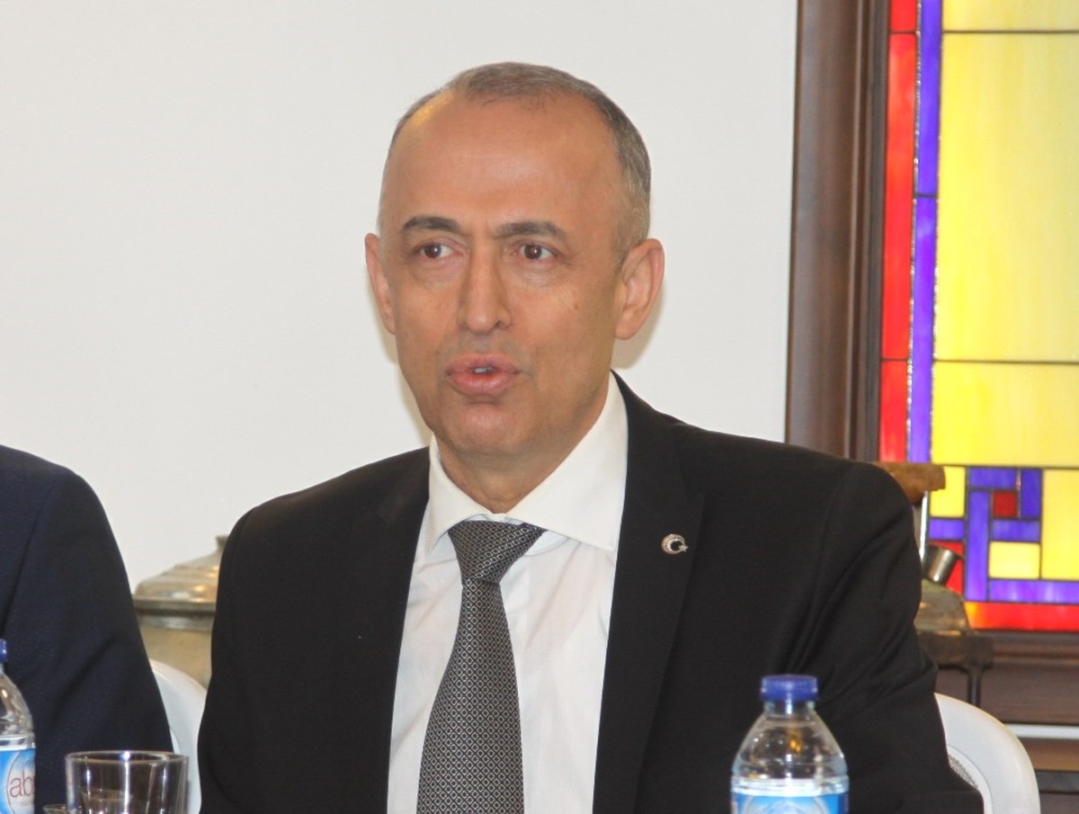 Vali Aktaş: "Gazetecilik Zor ve Mesai Mefhumu Olmayan Bir İş"