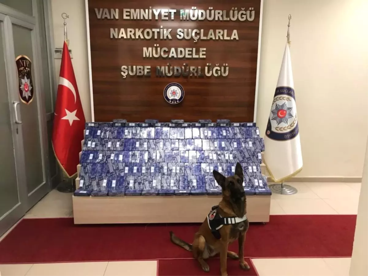 Zeyna\'nın Katıldığı Operasyonda 72 Kilo Eroin Ele Geçirildi