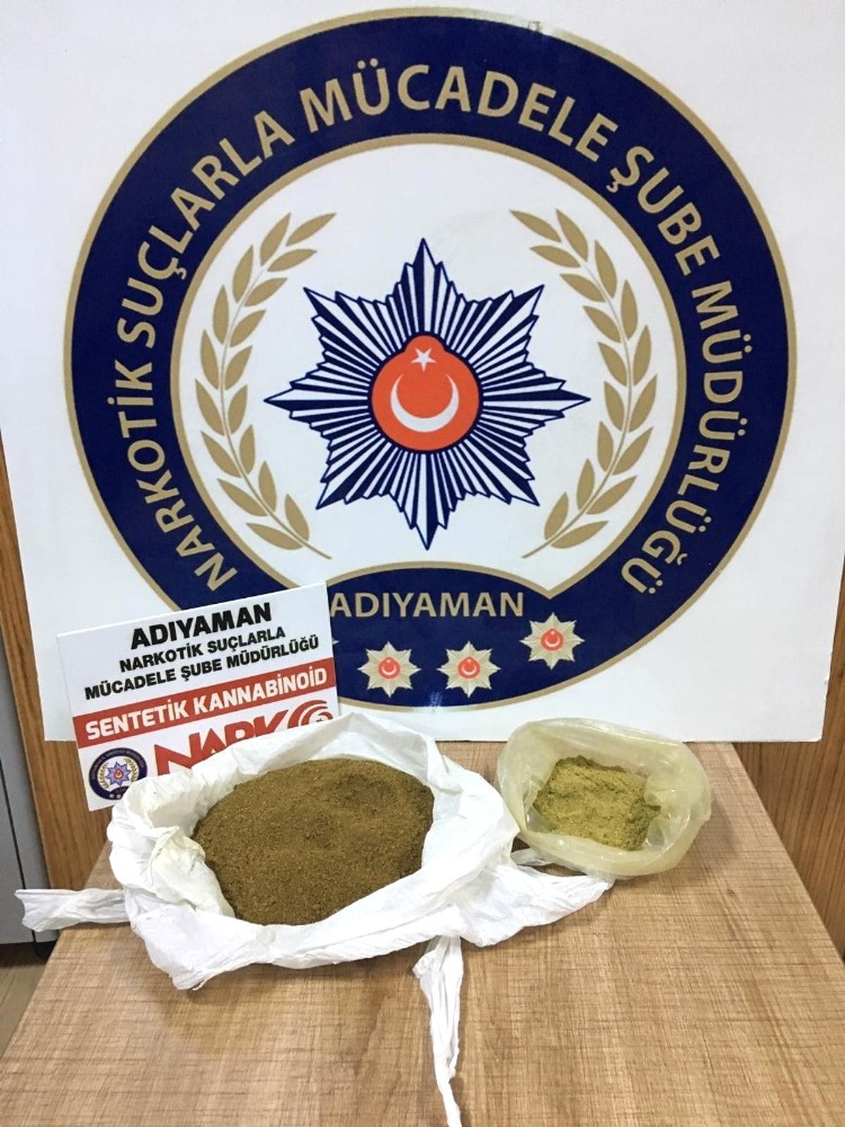 Adıyaman\'da Sentetik Uyuşturucu Ele Geçirildi