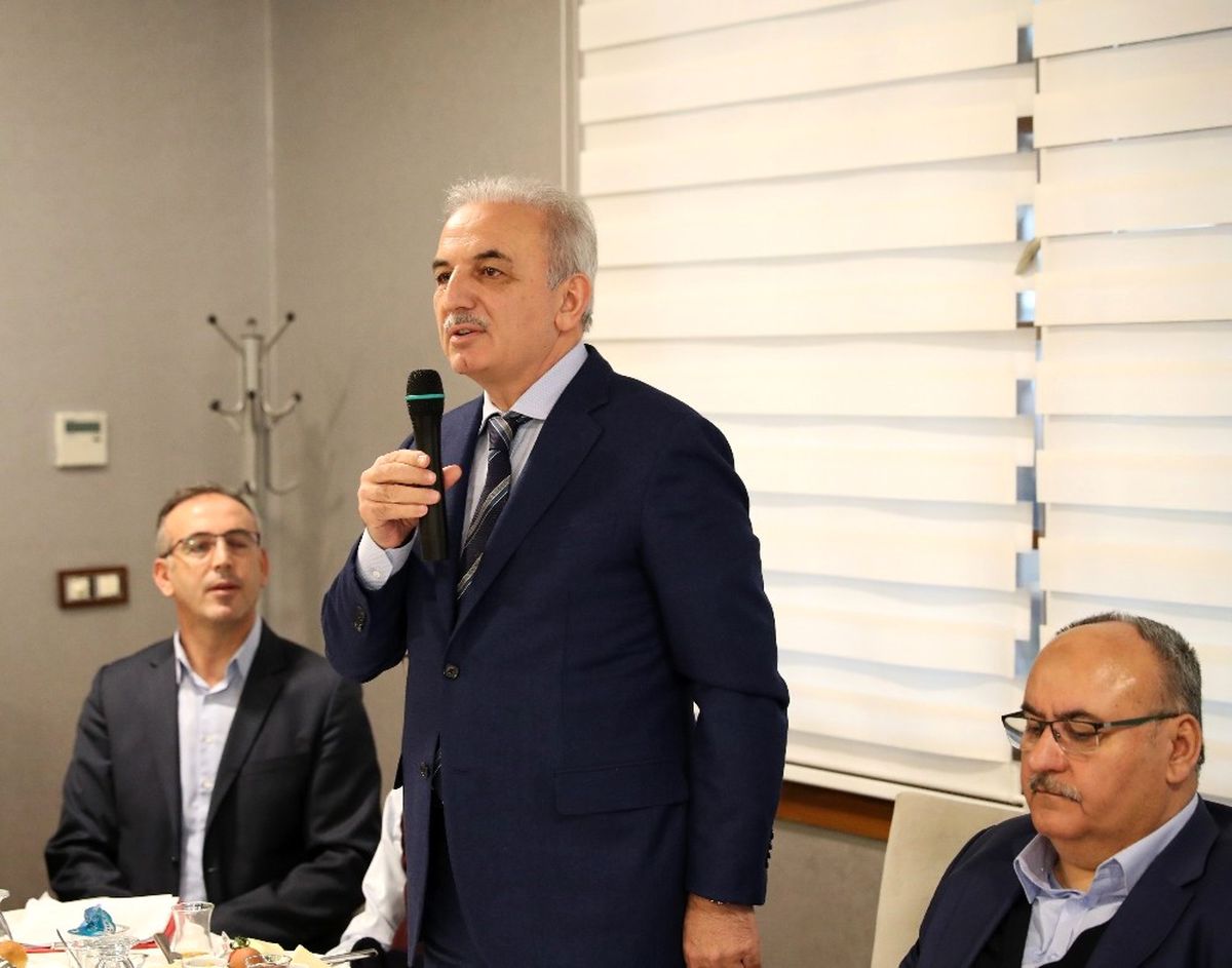 AK Parti Ümraniye Belediye Başkan Adayı İsmet Yıldırım Gazeteciler ile Kahvaltıda Buluştu
