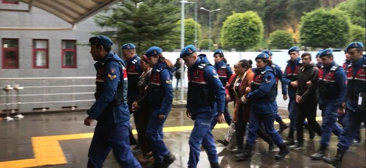 Antalya\'daki Uyuşturucu Operasyonuna 14 Tutuklama